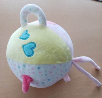 Piłka pluszowa dla niemowląt NOWA