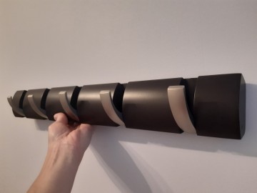 WIESZAK-LISTWA NA UBRANIA