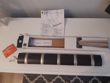 WIESZAK-LISTWA NA UBRANIA