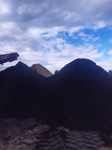 ŻWIRY, PIASEK , CZARNOZIEM tel. 607 144 633