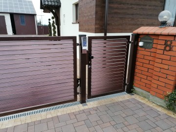 BRAMY,OGRODZENIA,BALUSTRADY.