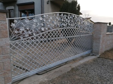 BRAMY,OGRODZENIA,BALUSTRADY.