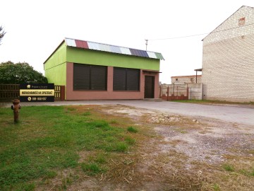 Okolice Ślesina/Skulska &ndash; Lokal Handlowo/Usługowy