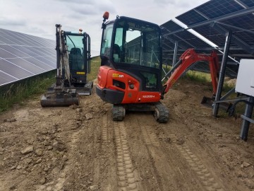 Usługi minikoparką i miniładowarka bobcat