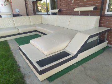 Sprzedam narożnik ze sk&oacute;ry