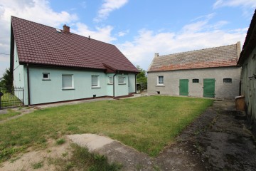 Dom Wola Łaszczowa 100m2 na działce 46 ar + działka 21 ar