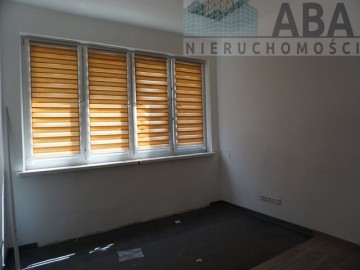 BUDYNEK HANDLOWO-USŁUGOWY W RYCHWALE