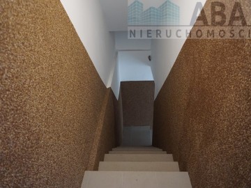 BUDYNEK HANDLOWO-USŁUGOWY W RYCHWALE