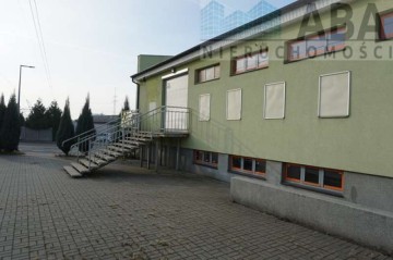 Konin - sprzedam budynek handlowo usługowy