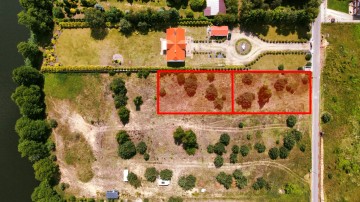 Gmina Ślesin &ndash; Działka Budowlana z dostępem do jeziora