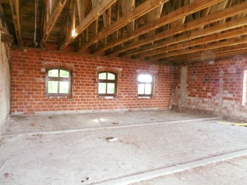 Gołuch&oacute;w &ndash; Dawny hotel z duszą i historią