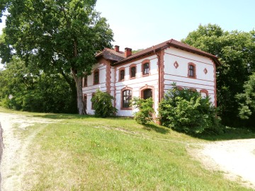 Gołuch&oacute;w &ndash; Dawny hotel z duszą i historią