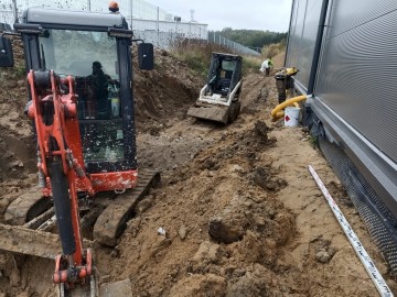 Usługi minikoparkami Kubota oraz miniładowarkami bobcat