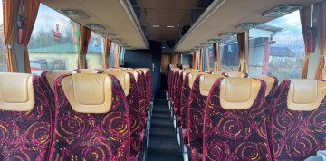 Przew&oacute;z os&oacute;b, transport, transfer na lotniska