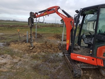 Usługi minikoparkami i miniładowarkami