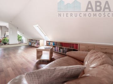 Dom z widokiem na jezioro - Powidz