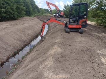 Usługi miniładowarkami bobcat