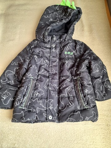 Sprzedam kurtkę zimową dla chłopca rozmiar 86
