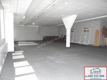 Wynajmę lokale handlowo &ndash; usługowe od 70 - 600m2 w Kole
