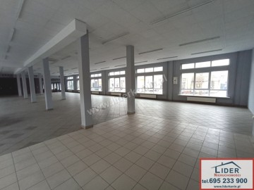 Wynajmę lokale handlowo &ndash; usługowe od 70 - 600m2 w Kole