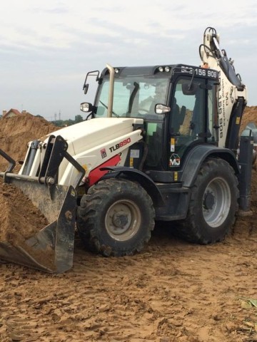 USŁUGI KOPARKO-ŁADOWARKA