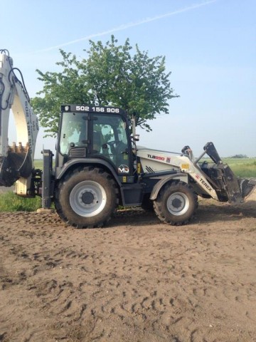 USŁUGI KOPARKO-ŁADOWARKA