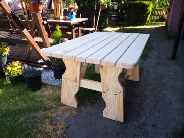 St&oacute;ł ogrodowy