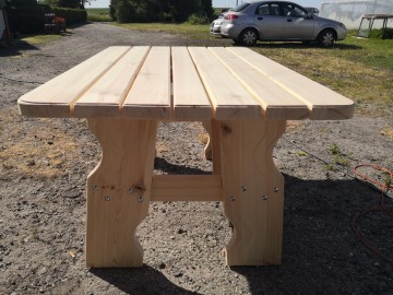 St&oacute;ł ogrodowy