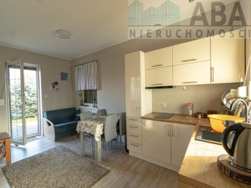 DOM W CENIE MIESZKANIA - PIOTROWICE, GM. ŚLESIN