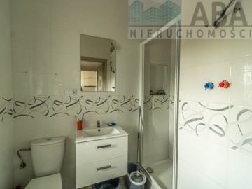 DOM W CENIE MIESZKANIA - PIOTROWICE, GM. ŚLESIN