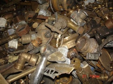 SKUP ZŁOMU I METALI KOLOROWYCH , KATALIZATOR&Oacute;W ,AKUMULATOR&Oacute;W