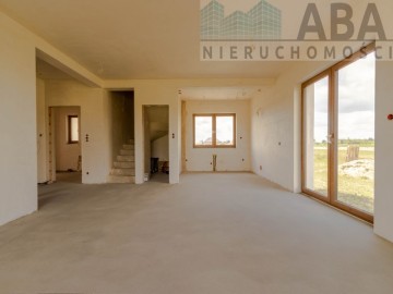 Sprzedam dom z garażem - Rychwał