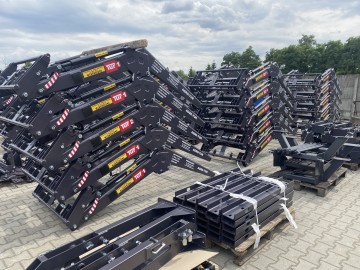 PRODUCENT ŁADOWACZY CZOŁOWYCH DO C-330/C-360/MF/ZETOR 5211/