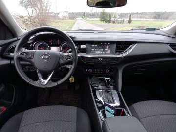 OPEL INSIGNIA 1,6CDTI AUTOMAT 49 TYS PRZEBIEGU