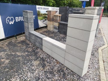 PUSTAK OGRODZENIOWY CONTINENTAL 50x20x22 29 zł/szt