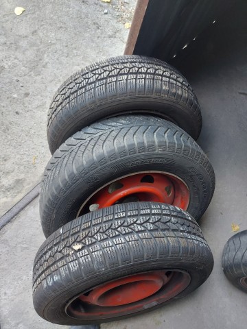 Sprzedam koła wielosezonowe peugeot ford citroen 15 cali