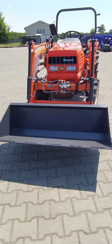 ŁADOWACZE CZOŁOWE TUR DO MINI TRAKTOR&Oacute;W