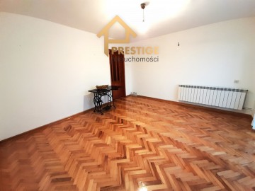 Dom w zabudowie bliźniaczej na os. Lask&oacute;wiec w Koninie