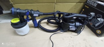 Pistolet do malowania natryskowego