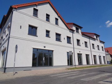 ŚLESIN &ndash; NOWE LOKALE BIUROWO/USŁUGOWE