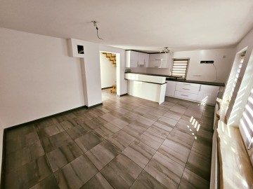 Ślesin &ndash; Domek letniskowy z widokiem na jezioro