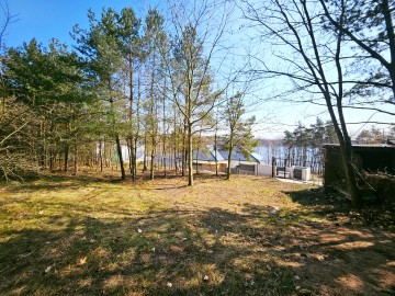 Ślesin &ndash; Domek letniskowy z widokiem na jezioro