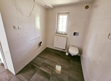 Ślesin &ndash; Domek letniskowy z widokiem na jezioro