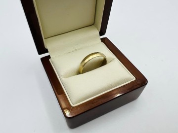 Złota obrączka pr&oacute;ba 333 3,18g