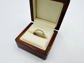 Złota obrączka próba 333 3,18g