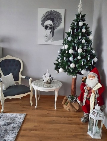 CHOINKA SZTUCZNA NA PNIU SOSNA DIAMENTOWA 180 lub 220 Choink