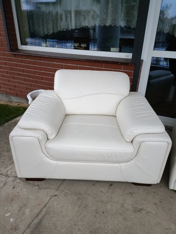 Sprzedam wypoczynek ze sk&oacute;ry