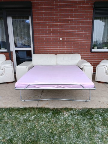 Sprzedam wypoczynek ze sk&oacute;ry