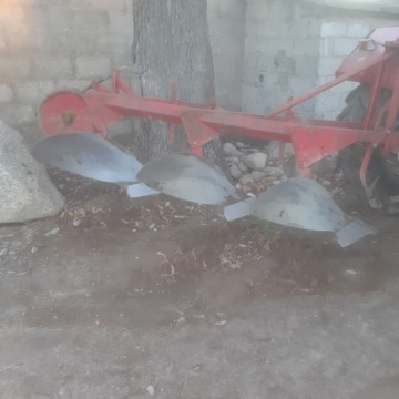 Pług 3 skibowy zagonowy Skjold 4 skibowy Fraudge na zabezpim