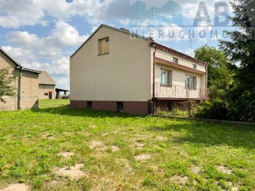 NIŻSZA CENA!  Przestronny dom nad jeziorem  w gm. Przedecz